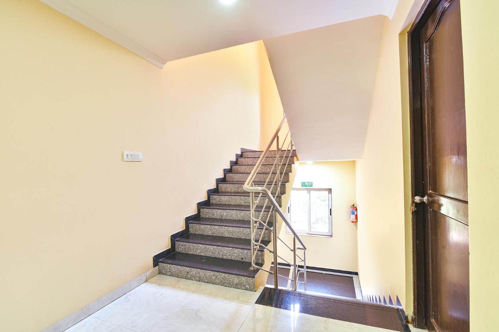 Fabhotel Prime Sai Swastik - Nr Candolim Beach Nerul  Exterior foto